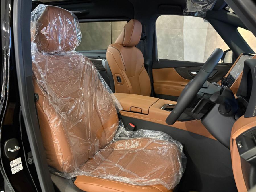 VELLFIRE 2.4 Turbo - Image 4